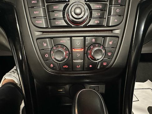 Used 2016 Buick Cascada Premium image 43