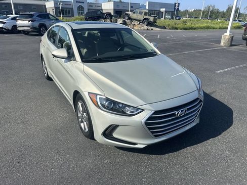 Used 2018 Hyundai Elantra Value Edition FWD image 1