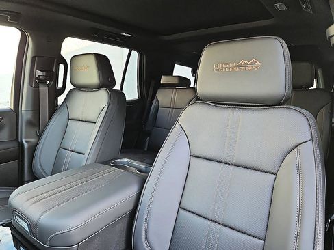 New 2026 Chevrolet Tahoe High Country AWD/4WD image 16