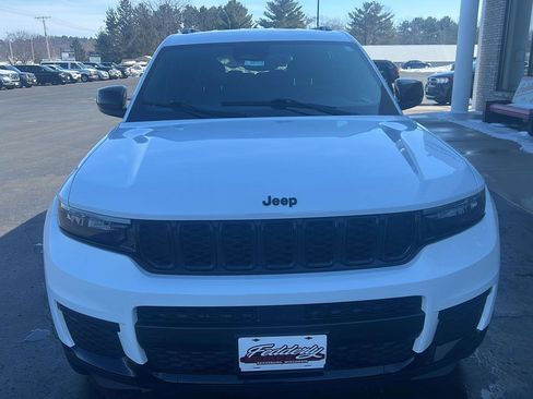 Used 2023 Jeep Grand Cherokee L Laredo image 22