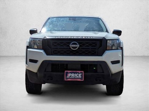Used 2022 Nissan Frontier S w/ Technology Package AWD/4WD image 2