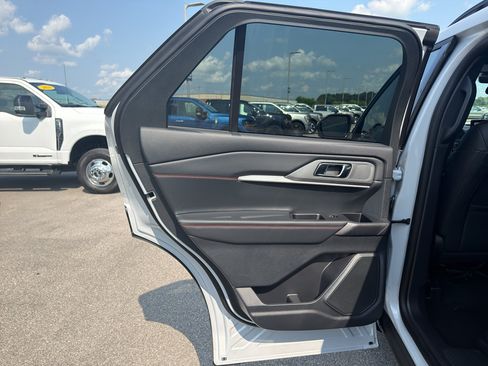 New 2026 Ford Explorer ST-Line AWD/4WD image 25