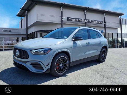 New 2026 Mercedes-Benz GLA 35 AMG 4MATIC image 7