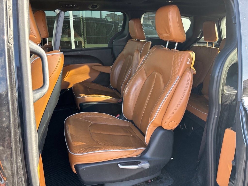 Used 2022 Chrysler Pacifica Pinnacle FWD image 8