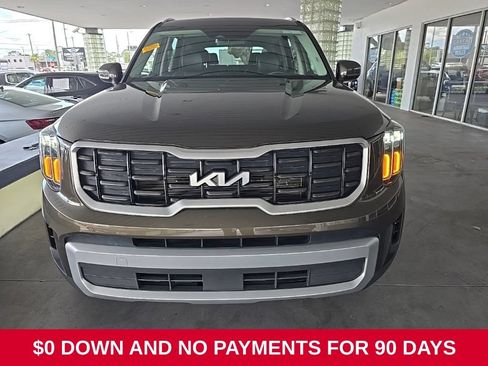 Used 2025 Kia Telluride S FWD image 2