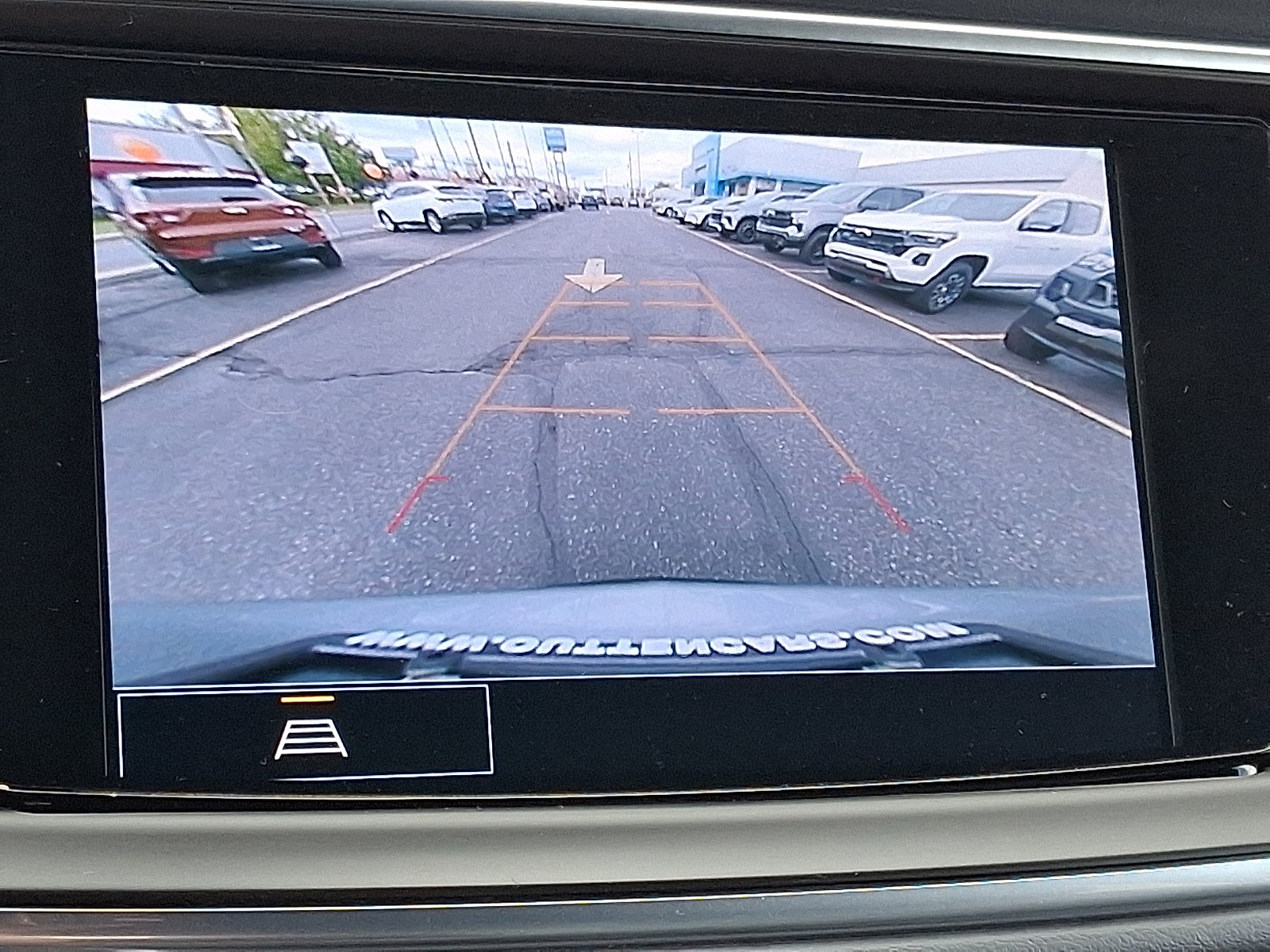 Used 2023 Buick Enclave Essence AWD/4WD image 19