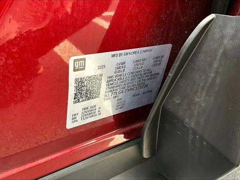 Used 2024 Chevrolet Trax RS FWD image 15