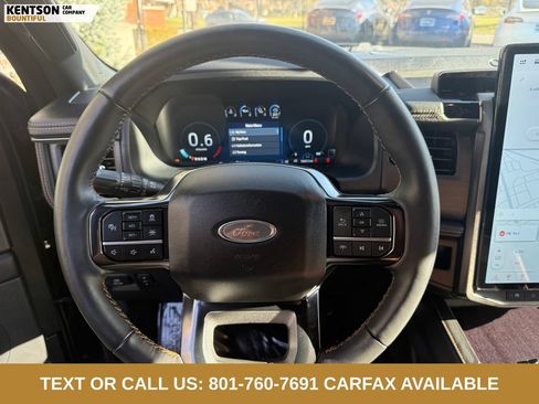 Used 2024 Ford Expedition Platinum AWD/4WD image 15