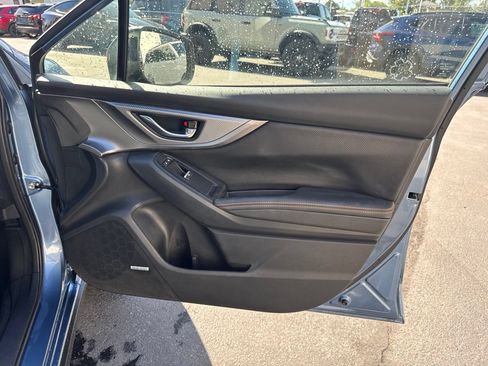 Used 2023 Subaru Crosstrek 2.5i Limited AWD/4WD image 11
