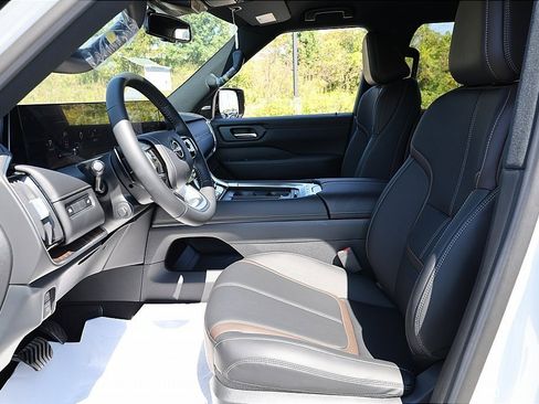 New 2026 Nissan Armada SL w/ Captain's Chari Seat Package image 19