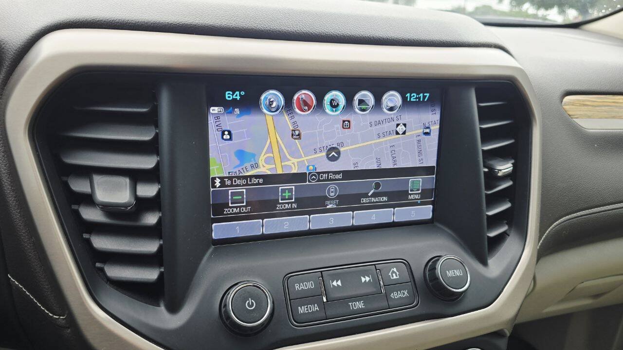 Used 2017 GMC Acadia Denali w/ Technology Package FWD image 23