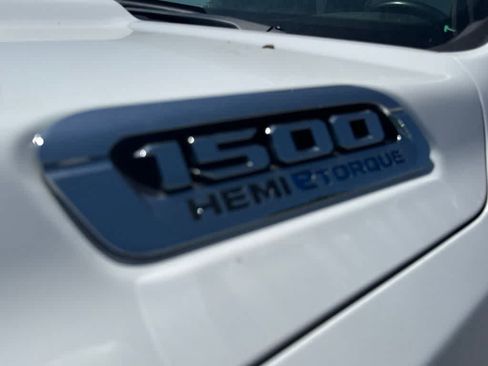 Used 2024 RAM 1500 Laramie RWD image 9