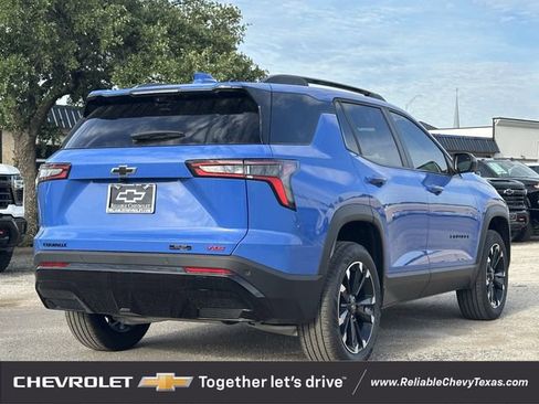 New 2026 Chevrolet Equinox RS w/ Convenience Package III FWD image 4