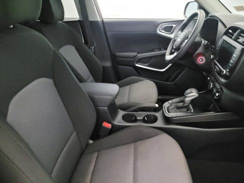 Used 2022 Kia Soul LX w/ Technology Package FWD image 21