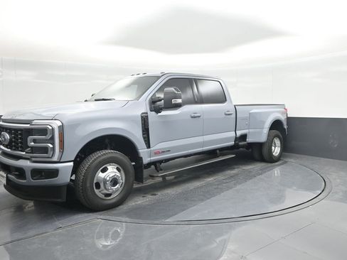 New 2026 Ford F350 Platinum image 34