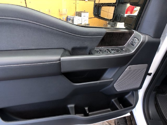 New 2026 Ford F350 Lariat w/ Black Appearance Package AWD/4WD image 12