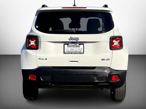 Certified 2022 Jeep Renegade Latitude image 4
