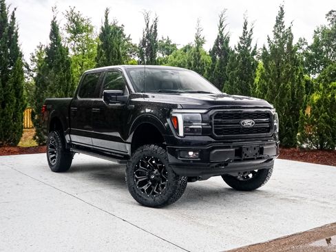 Used 2025 Ford F150 Lariat AWD/4WD image 2