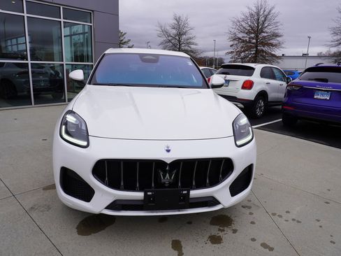 Used 2024 Maserati Grecale GT image 9