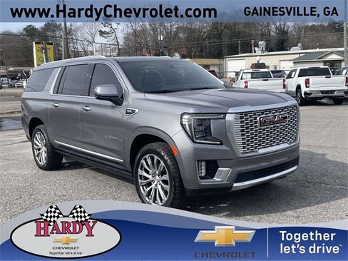 Used 2021 GMC Yukon XL Denali w/ Denali Premium Package image 1