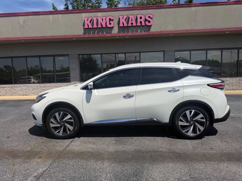 Used 2017 Nissan Murano Platinum w/ Platinum Technology Package FWD image 9