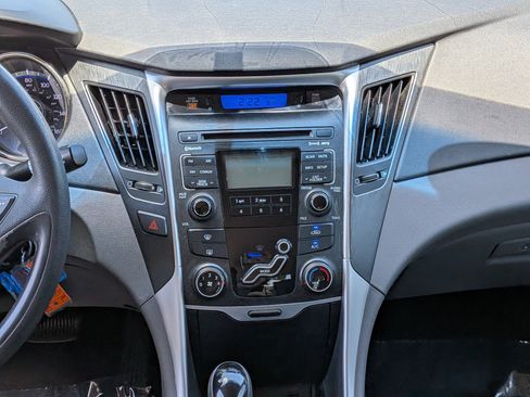 Used 2011 Hyundai Sonata GLS FWD image 18