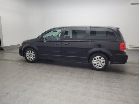 Used 2016 Dodge Grand Caravan SE w/ Quick Order Package 29E SE FWD image 3