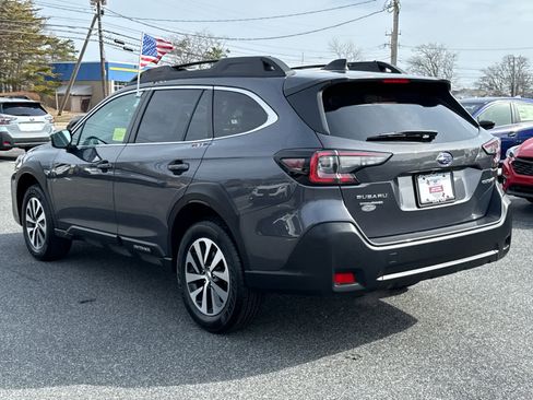 Certified 2023 Subaru Outback Premium image 5
