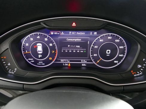 Used 2019 Audi Q5 Prestige AWD/4WD image 16