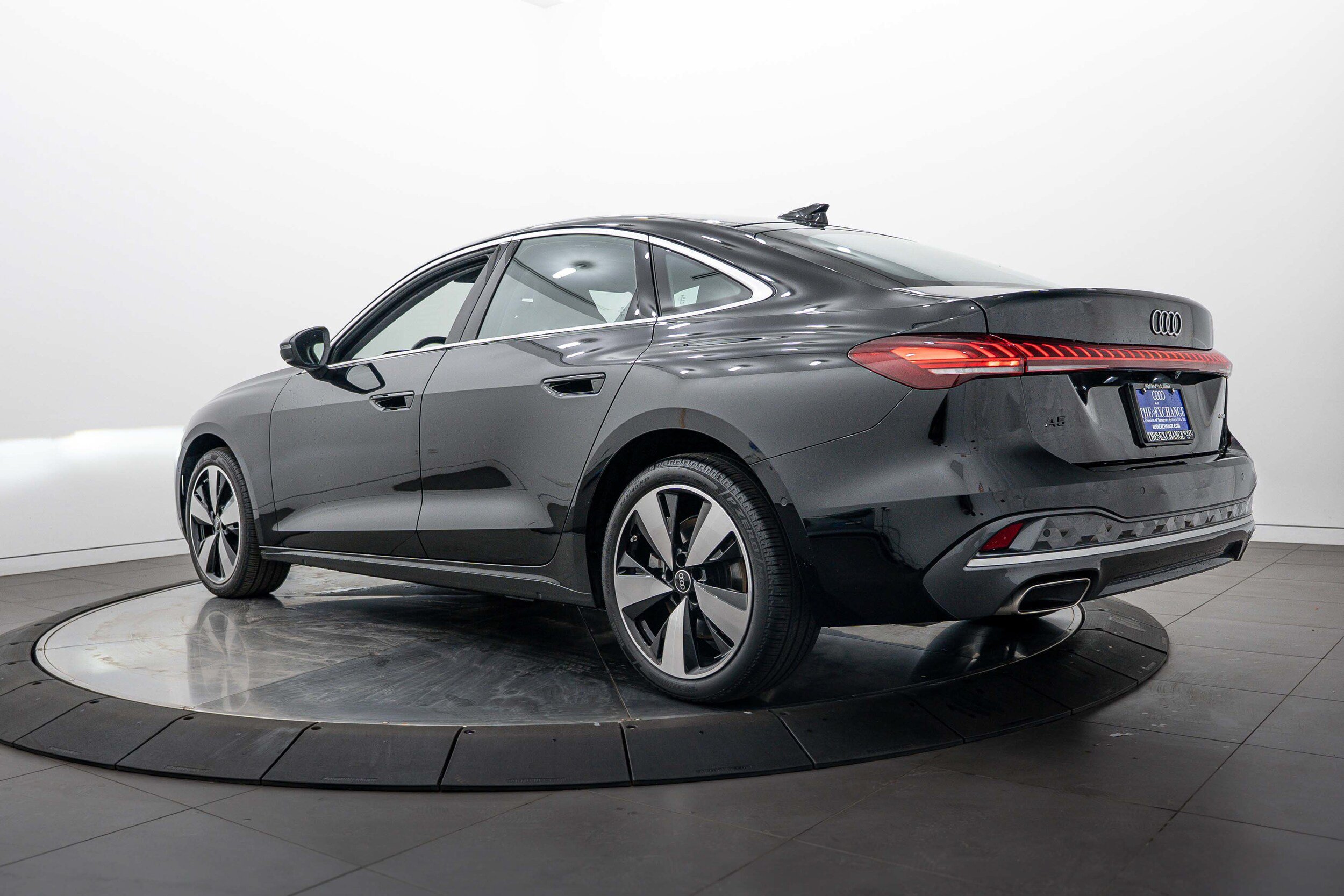 Used 2025 Audi A5 Premium Plus w/ Premium Plus AWD/4WD image 5