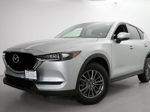 Used 2017 MAZDA CX-5 Touring AWD/4WD image 2