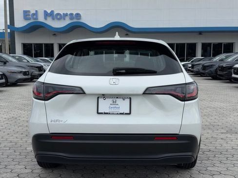 Used 2024 Honda HR-V LX image 10
