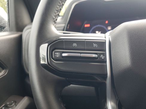 Used 2024 Chevrolet Colorado LT w/ LT Convenience Package image 20