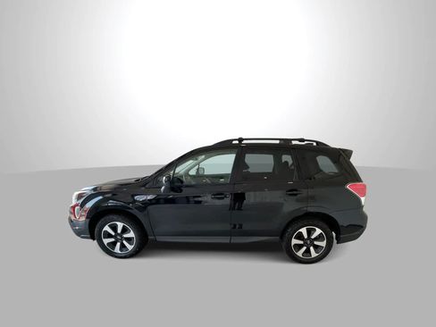 Used 2018 Subaru Forester 2.5i Premium w/ All-Weather Package AWD/4WD image 5