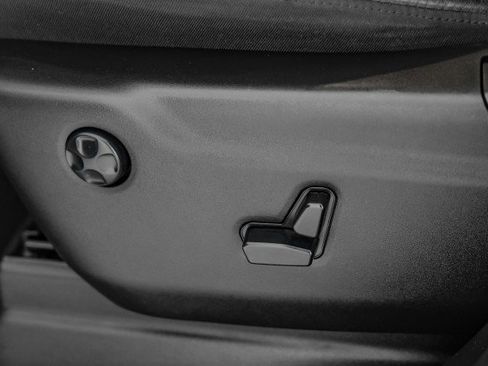 Used 2020 Jeep Grand Cherokee Limited image 26