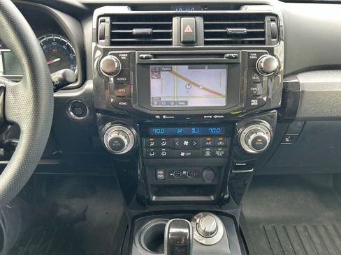 Used 2019 Toyota 4Runner Limited AWD/4WD image 18