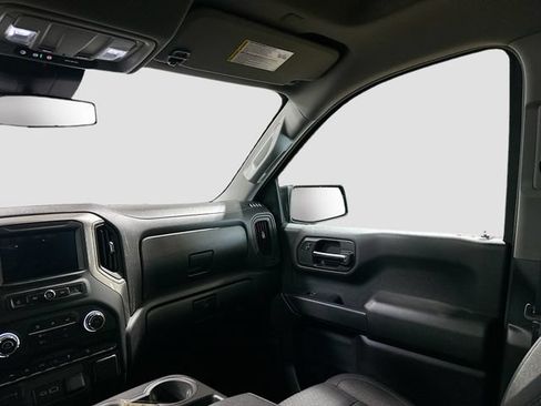 Used 2024 Chevrolet Silverado 1500 Custom Trail Boss w/ Turbomax Blackout Package AWD/4WD image 21