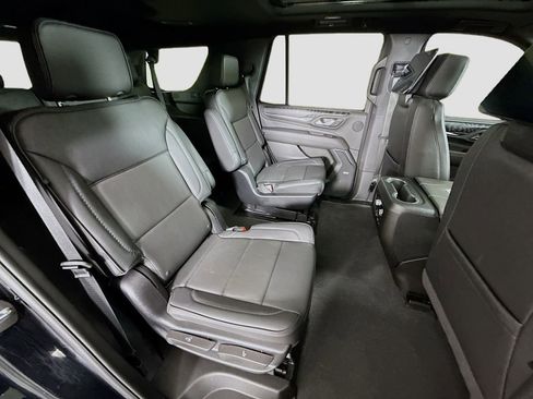 Used 2024 GMC Yukon Denali w/ Advanced Technology Package image 30