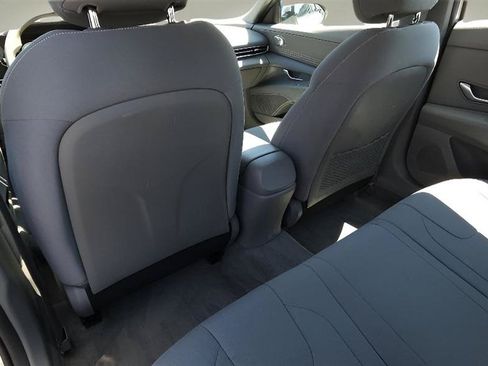 Used 2021 Hyundai Elantra SEL w/ Convenience + Premium Package FWD image 22