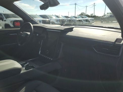 New 2026 GMC Acadia AT4 w/ Luxury Package AWD/4WD image 14