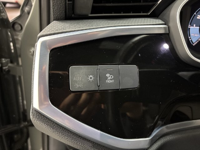 Used 2023 Audi Q3 2.0T Premium AWD/4WD image 21