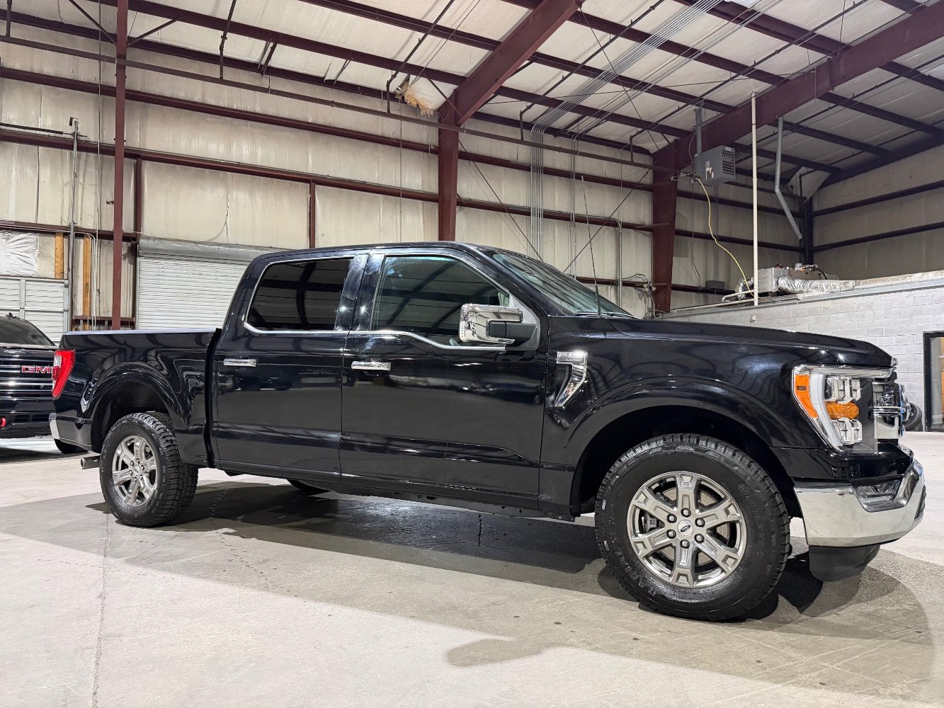 Used 2023 Ford F150 Lariat RWD image 3