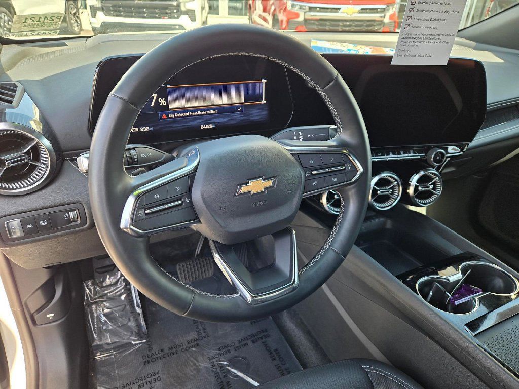Used 2024 Chevrolet Blazer EV LT AWD/4WD image 9