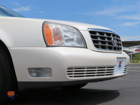 Used 2002 Cadillac De Ville DHS w/ Safety/Security Pkg FWD image 35