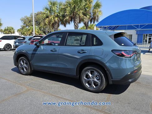 New 2026 Honda HR-V LX image 3