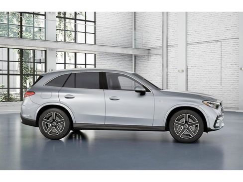 New 2025 Mercedes-Benz GLC 350e 4MATIC image 15