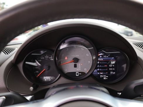 Used 2017 Porsche 718 Cayman S image 29
