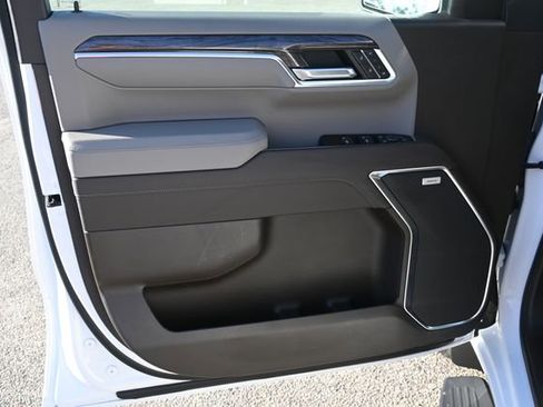 Used 2026 Chevrolet Silverado 1500 LTZ w/ Z71 Off-Road Package image 10