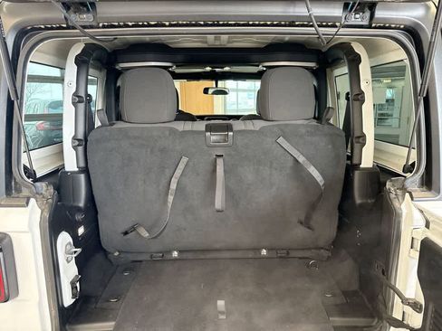 Used 2020 Jeep Wrangler Sport image 35