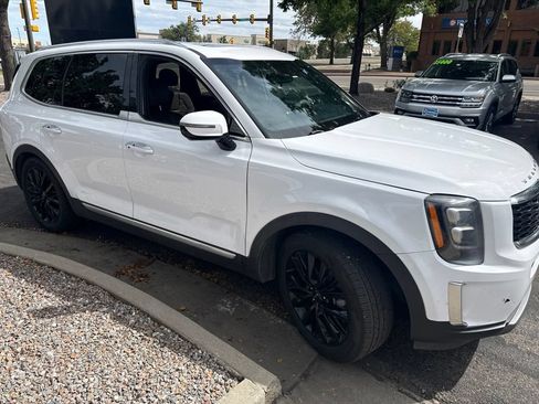Used 2022 Kia Telluride SX w/ SX Prestige Package AWD/4WD image 4